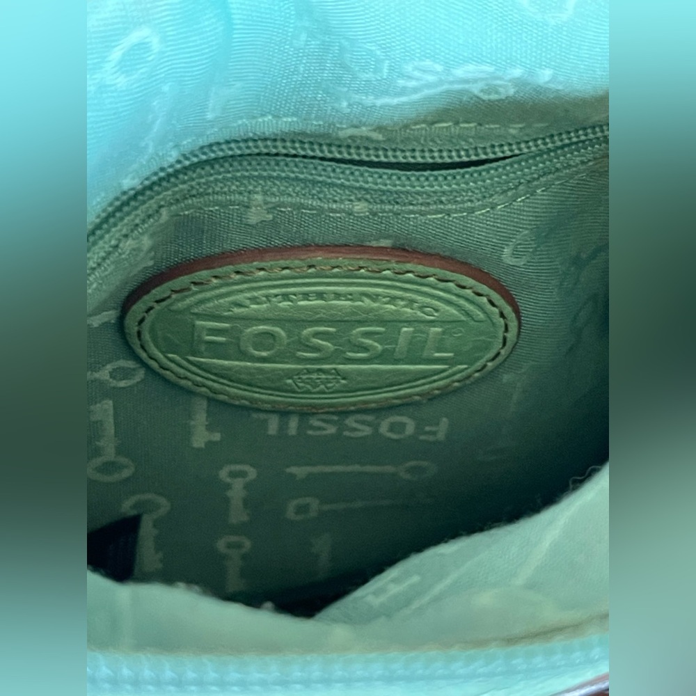Fossil Maddox leather Crossbody purse, mint green - Picture 4 of 8